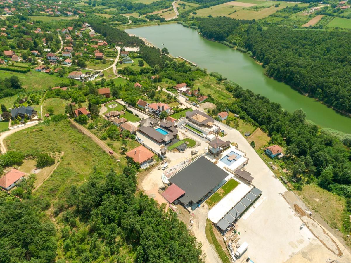 Woodland Resort Kragujevac Bagian luar foto