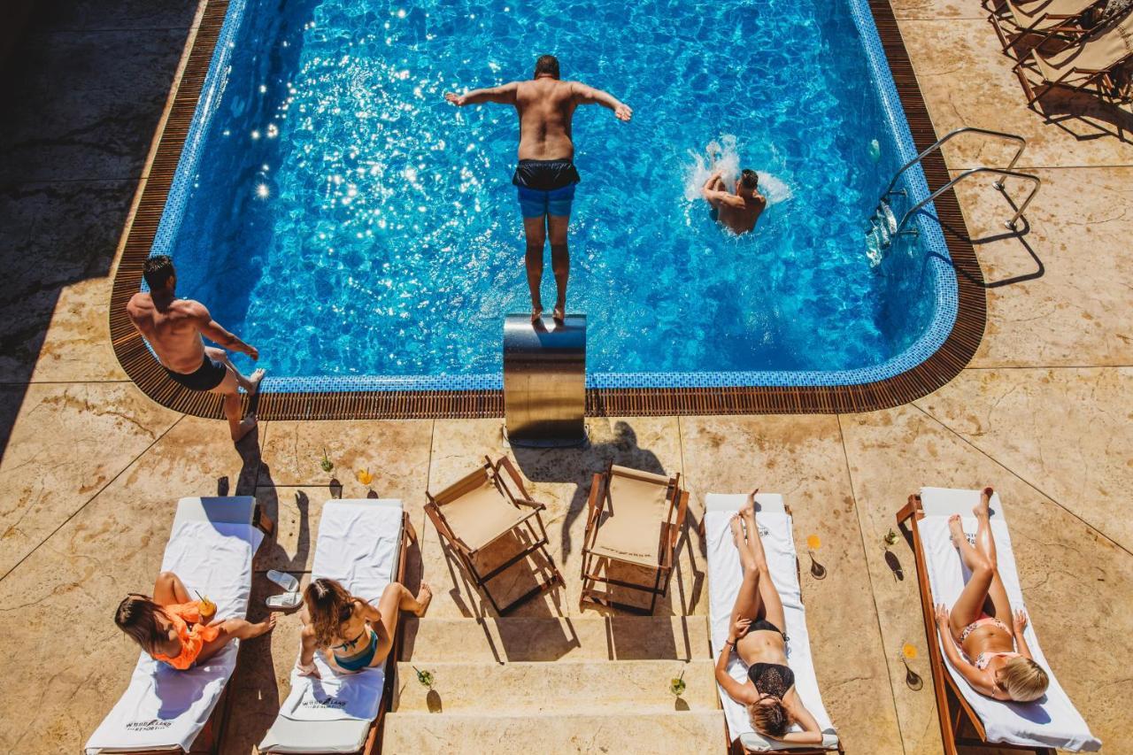 Woodland Resort Kragujevac Bagian luar foto