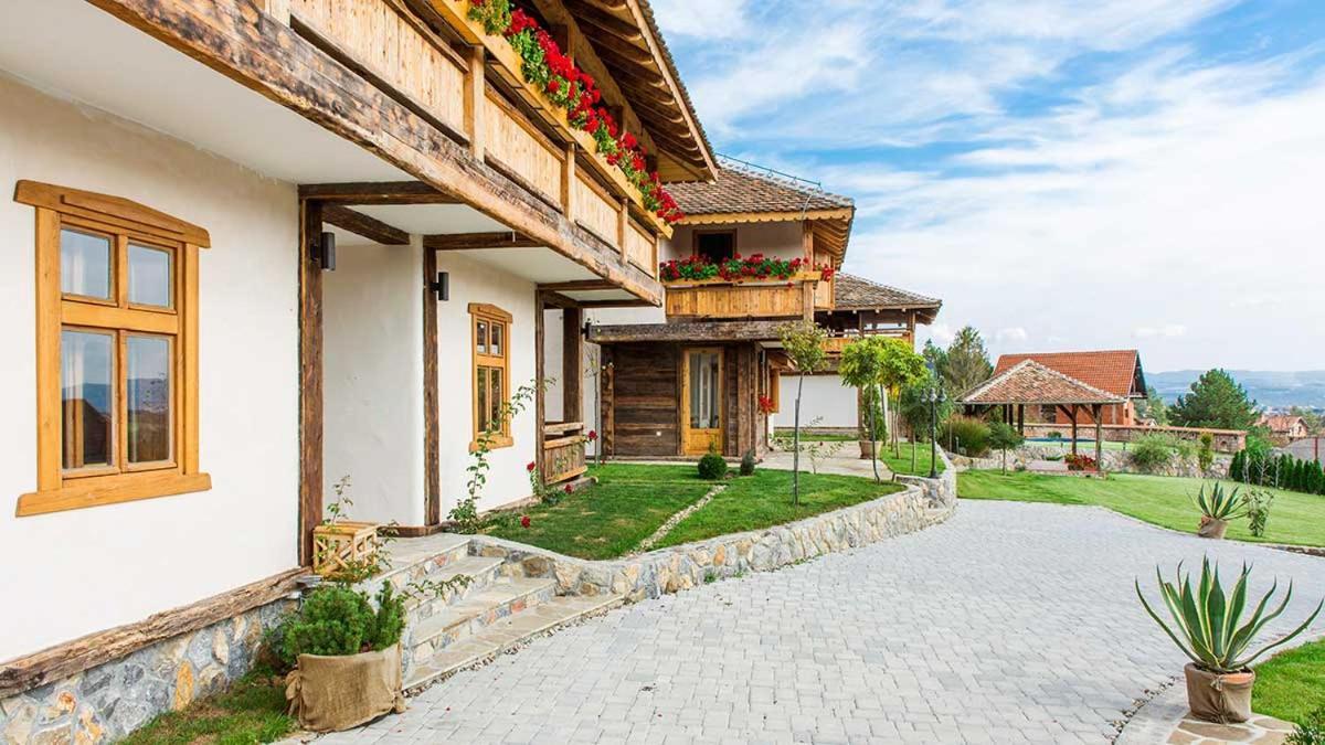 Woodland Resort Kragujevac Bagian luar foto
