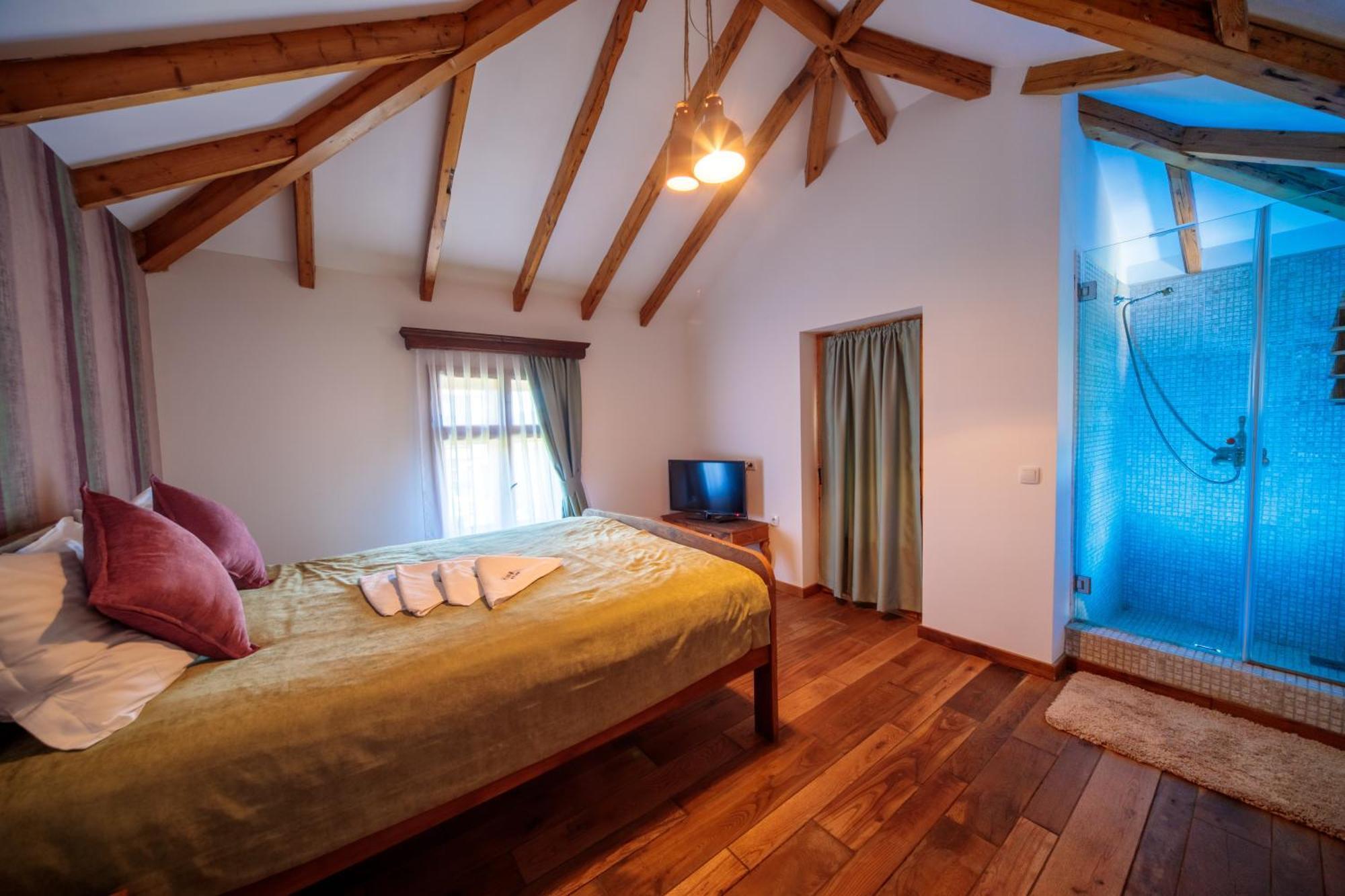 Woodland Resort Kragujevac Bagian luar foto